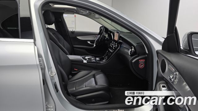 Mercedes-Benz C-Class C200 Avantgarde