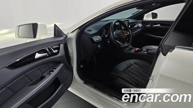 Mercedes-Benz CLS-Class CLS250 d 4MATIC AMG Line