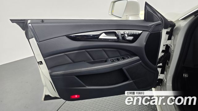 Mercedes-Benz CLS-Class CLS250 d 4MATIC AMG Line