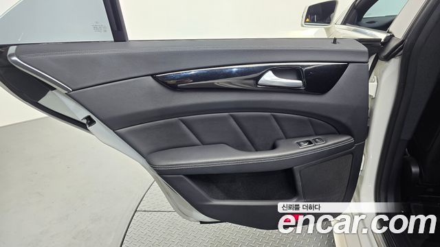 Mercedes-Benz CLS-Class CLS250 d 4MATIC AMG Line