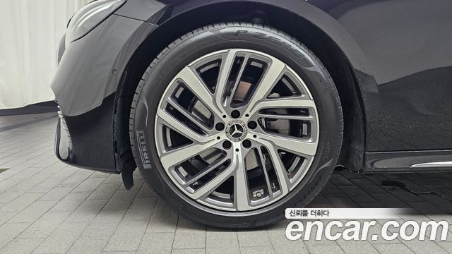 Mercedes-Benz E-Class E220d 4MATIC Exclusive