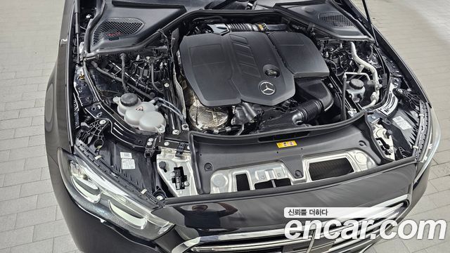 Mercedes-Benz E-Class E220d 4MATIC Exclusive