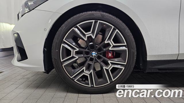 BMW 5-Series 530i xDrive M Sport Pro Special Edition
