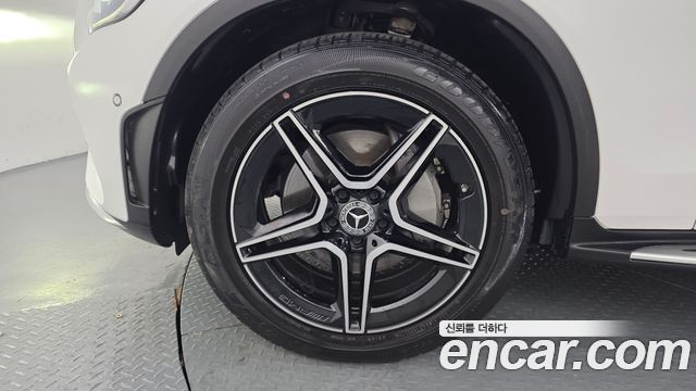 Mercedes-Benz GLC-Class GLC300 4MATIC