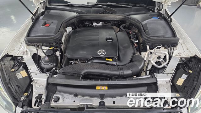 Mercedes-Benz GLC-Class GLC300 4MATIC