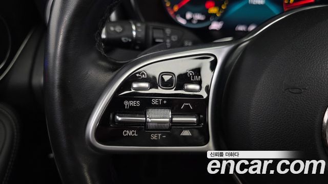 Mercedes-Benz GLC-Class GLC300 4MATIC