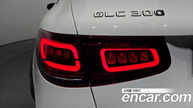 Mercedes-Benz GLC-Class GLC300 4MATIC