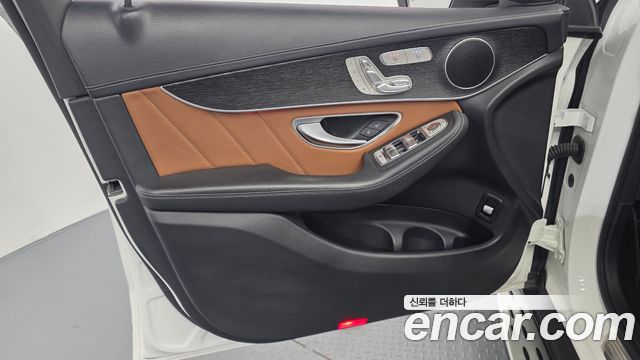 Mercedes-Benz GLC-Class GLC300 4MATIC