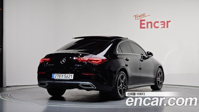Mercedes-Benz CLA-Class CLA250 4MATIC