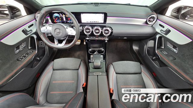 Mercedes-Benz CLA-Class CLA250 4MATIC