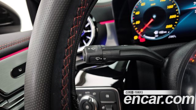 Mercedes-Benz CLA-Class CLA250 4MATIC