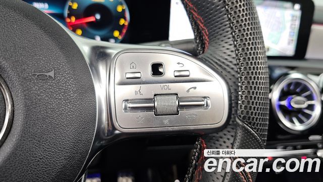 Mercedes-Benz CLA-Class CLA250 4MATIC