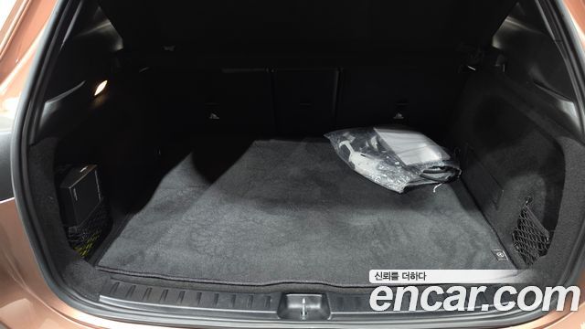 Mercedes-Benz EQA EQA250 AMG Package Plus