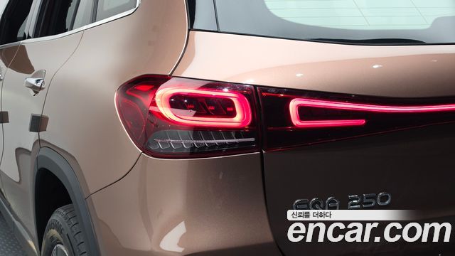 Mercedes-Benz EQA EQA250 AMG Package Plus