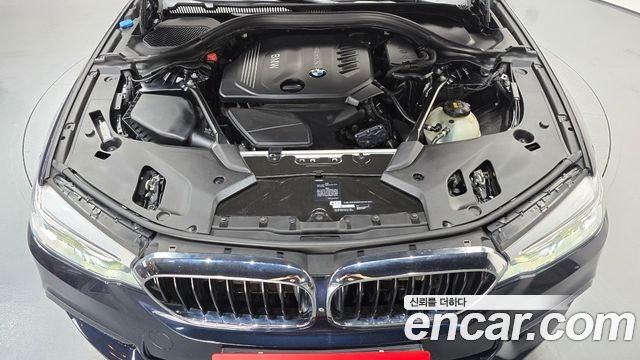 BMW 5-Series 520d xDrive M Sport Package Plus