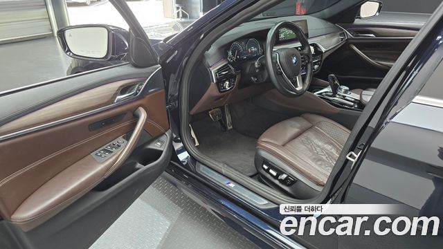 BMW 5-Series 520d xDrive M Sport Package Plus