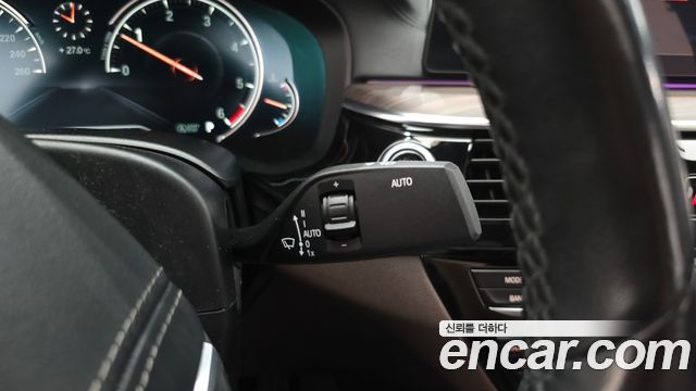 BMW 5-Series 520d xDrive M Sport Package Plus