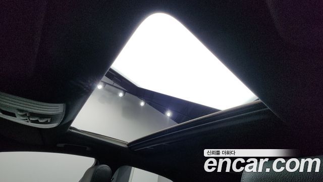 Mercedes-Benz E-Class E300 Elegance