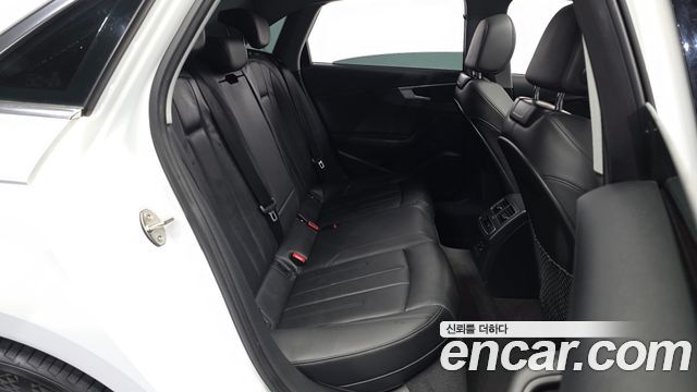Audi A4 35 TDI Premium