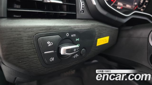Audi A4 35 TDI Premium