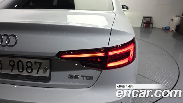 Audi A4 35 TDI Premium