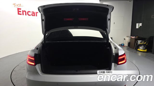 Audi A4 35 TDI Premium