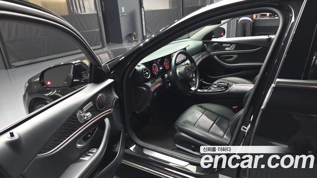 Mercedes-Benz E-Class E220d Avantgarde