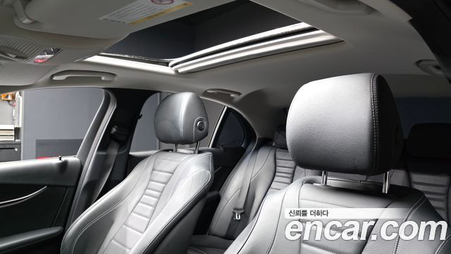Mercedes-Benz E-Class E220d Avantgarde