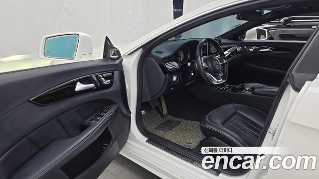 Mercedes-Benz CLS-Class CLS250 d 4MATIC AMG Line
