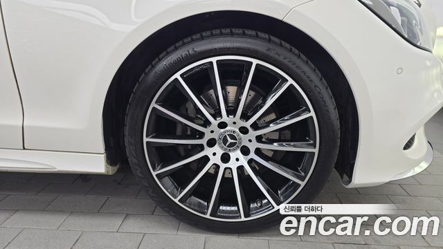 Mercedes-Benz CLS-Class CLS250 d 4MATIC AMG Line