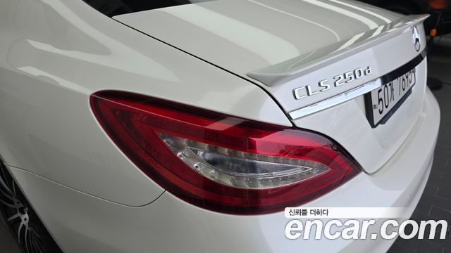 Mercedes-Benz CLS-Class CLS250 d 4MATIC AMG Line