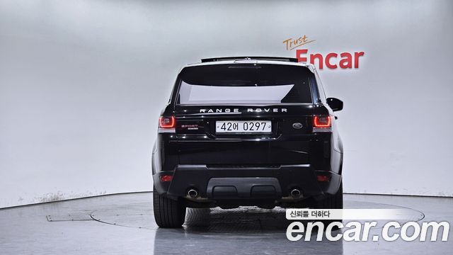 Land Rover Range Rover Sport 3.0 SDV6 HSE Dynamic