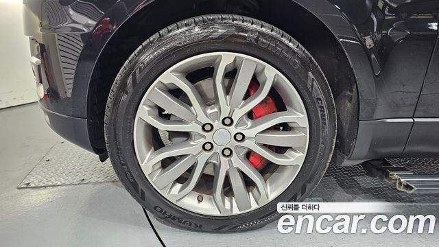 Land Rover Range Rover Sport 3.0 SDV6 HSE Dynamic