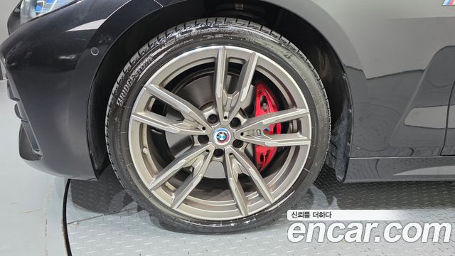 BMW 4-Series M440i xDrive Convertible
