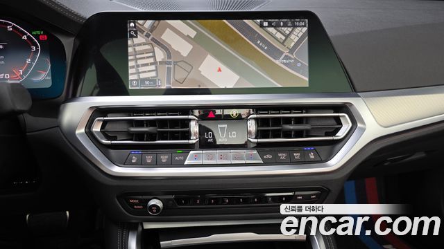 BMW 4-Series M440i xDrive Convertible
