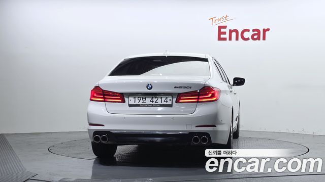 BMW 5-Series 530i Luxury Plus
