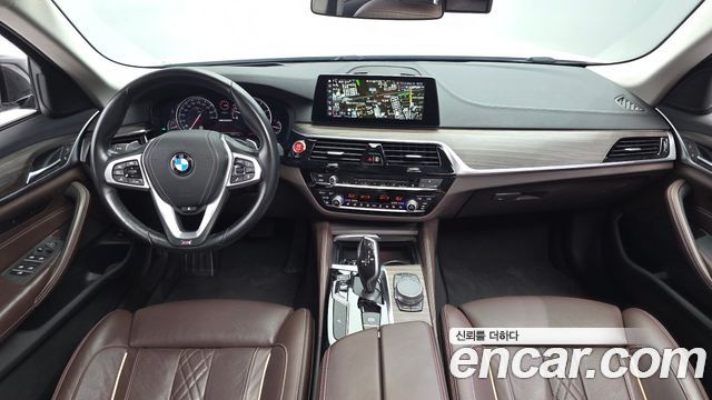BMW 5-Series 530i Luxury Plus