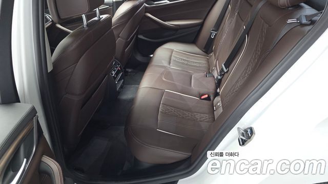 BMW 5-Series 530i Luxury Plus