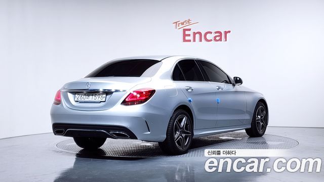 Mercedes-Benz C-Class C200 AMG Line