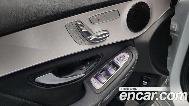Mercedes-Benz C-Class C200 AMG Line