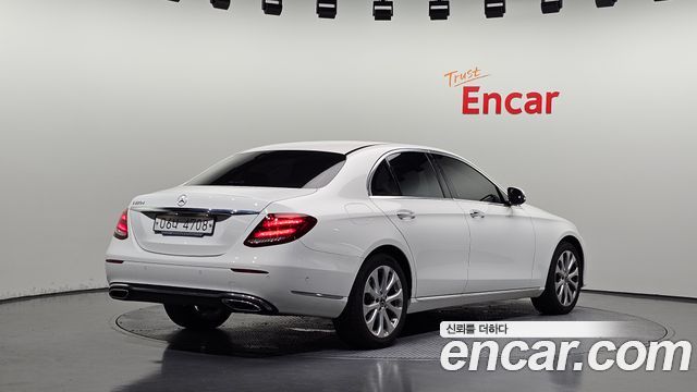 Mercedes-Benz E-Class E220d Exclusive