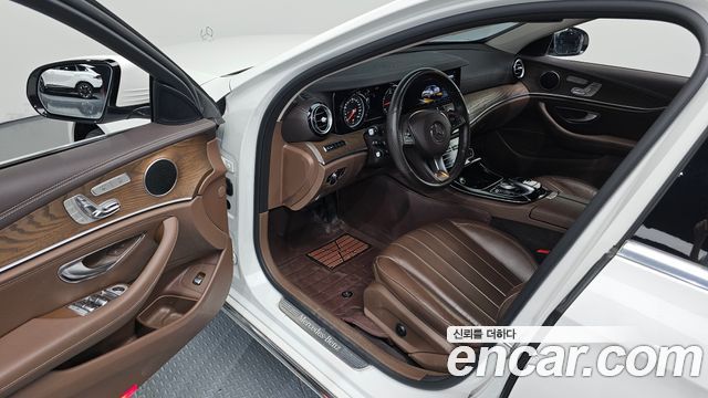Mercedes-Benz E-Class E220d Exclusive