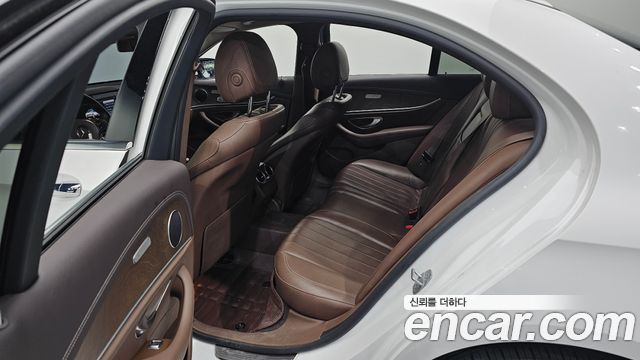 Mercedes-Benz E-Class E220d Exclusive