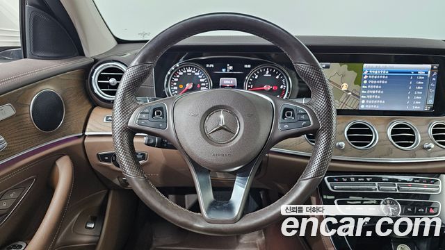 Mercedes-Benz E-Class E220d Exclusive