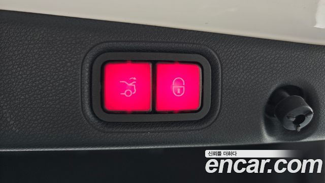 Mercedes-Benz E-Class E220d Exclusive