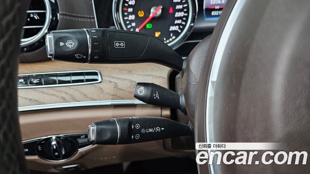 Mercedes-Benz E-Class E220d Exclusive