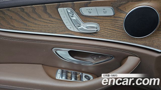 Mercedes-Benz E-Class E220d Exclusive