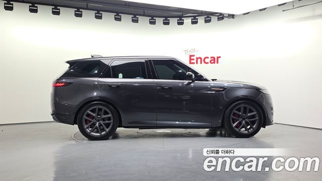 Land Rover Range Rover Sport P550E Dynamic HSE
