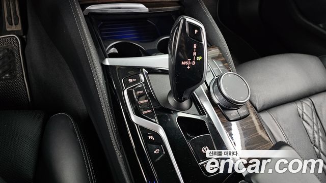 BMW 5-Series 523d M Sport