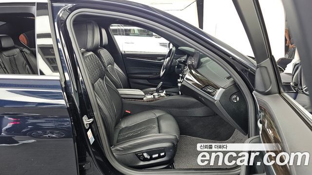 BMW 5-Series 523d M Sport